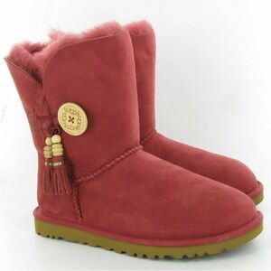 UGG AUSTRALIA Bailey Charms Boot Women's Red Suede size 8